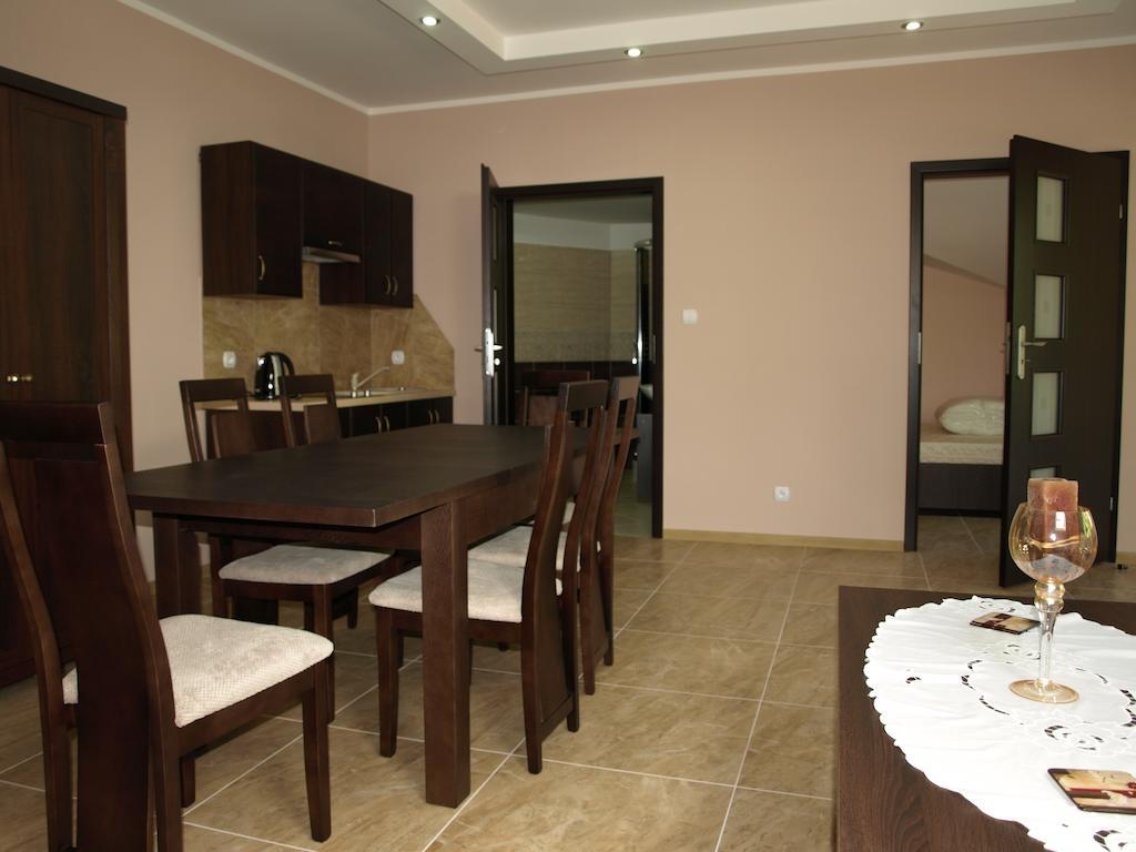 Pokoje Goscinne - Noclegi Charzykowy Zimmer foto
